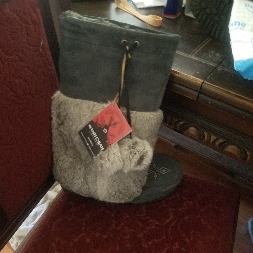 MUK LUKS ORIGINAL MANITOBAH BOOT REAL FUR GREY
